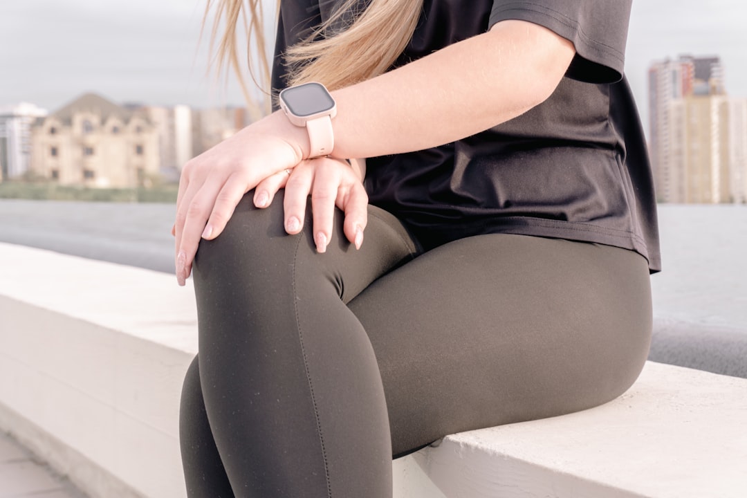 Athletic Wear Price Tracking: Save $800 Yearly on Sportswear