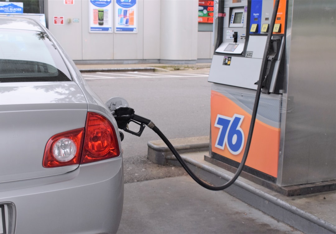Gas Station Rewards Apps: Stack Points Save $400 Per Year Fuel
