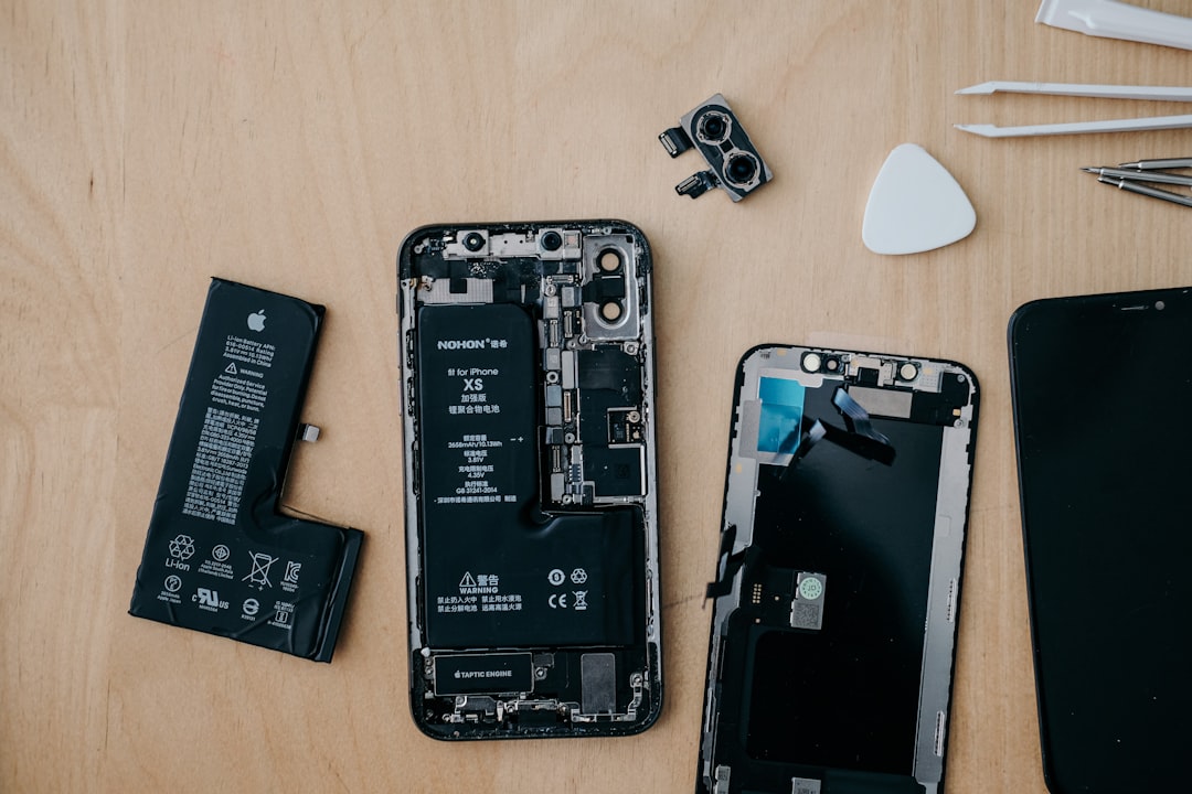 Phone Battery Replacement vs New Phone: Save $600+ Guide
