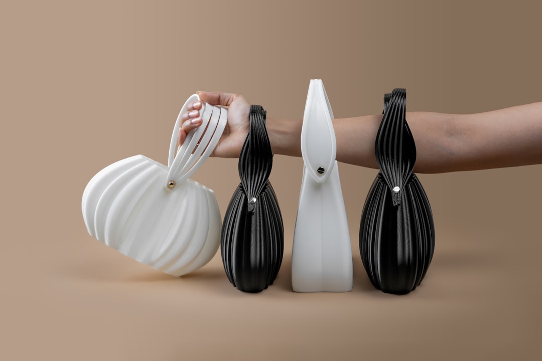 Second-Hand Designer Authentication: Spotting Fakes Save $2000